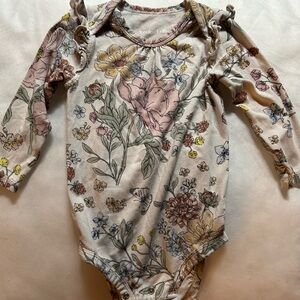 Floral Print Long Sleeve Bodysuit